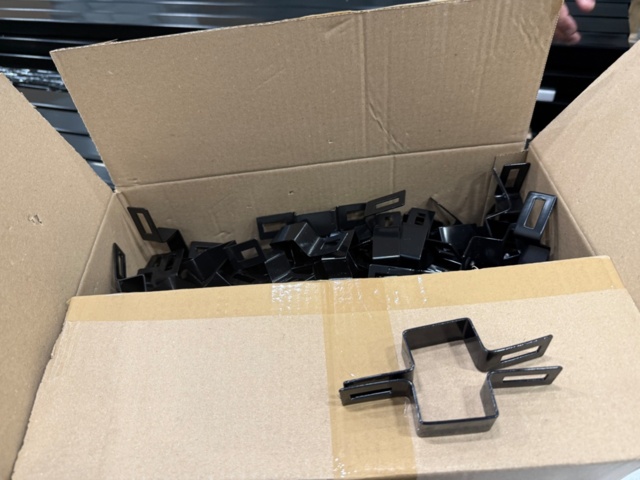 1568198-7 Complete package of panel fence, 300 running meters
