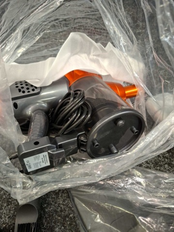 1567839-5 Retoo bagless stick vacuum cleaner – 650 W