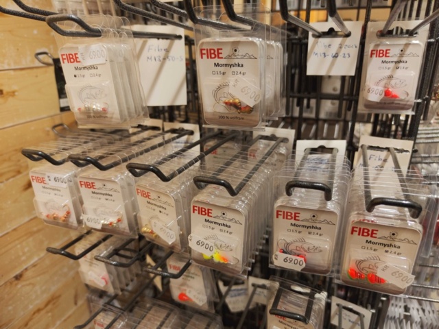 1485524-7 Collection of various fishing lures and fishing accessories