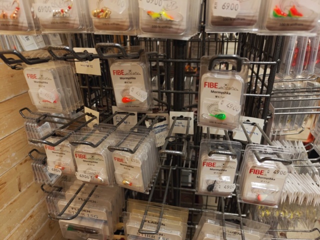 1485524-8 Collection of various fishing lures and fishing accessories