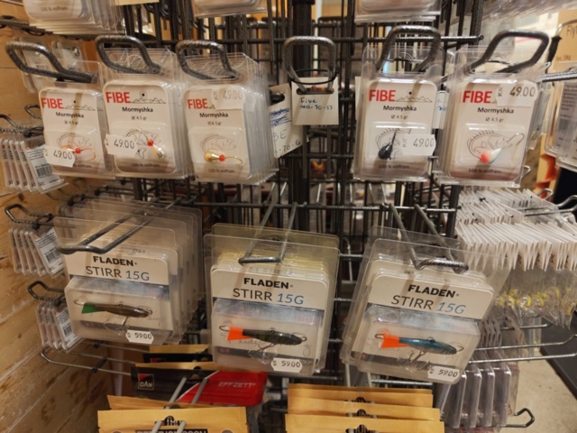 1485524-9 Collection of various fishing lures and fishing accessories