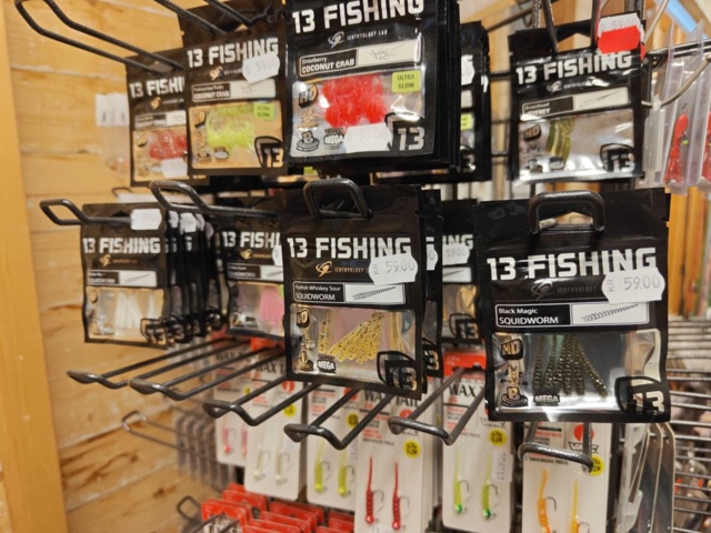 1485524-24 Collection of various fishing lures and fishing accessories