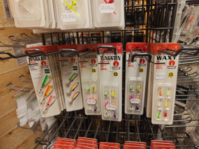 1485524-27 Collection of various fishing lures and fishing accessories