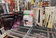 1485550 Collection of hair dryers, hot air brushes and straighteners - Remington, Tristar, etc.