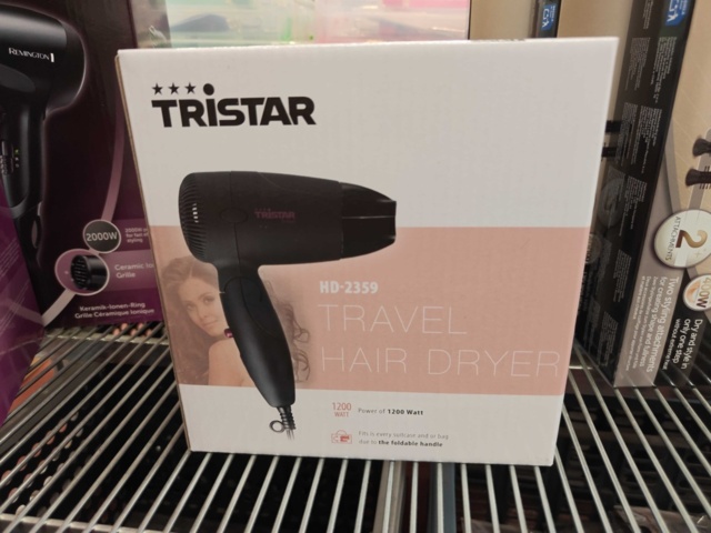 1485550-5 Collection of hair dryers, hot air brushes and straighteners - Remington, Tristar, etc.