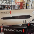 1485550-7 Collection of hair dryers, hot air brushes and straighteners - Remington, Tristar, etc.