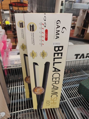 1485550-8 Collection of hair dryers, hot air brushes and straighteners - Remington, Tristar, etc.