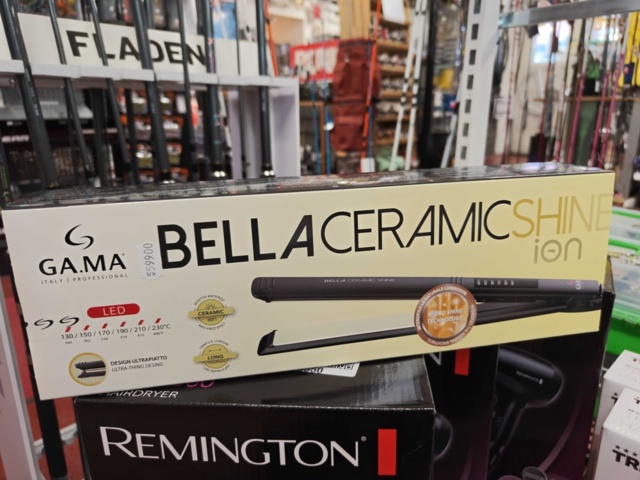 1485550-9 Collection of hair dryers, hot air brushes and straighteners - Remington, Tristar, etc.