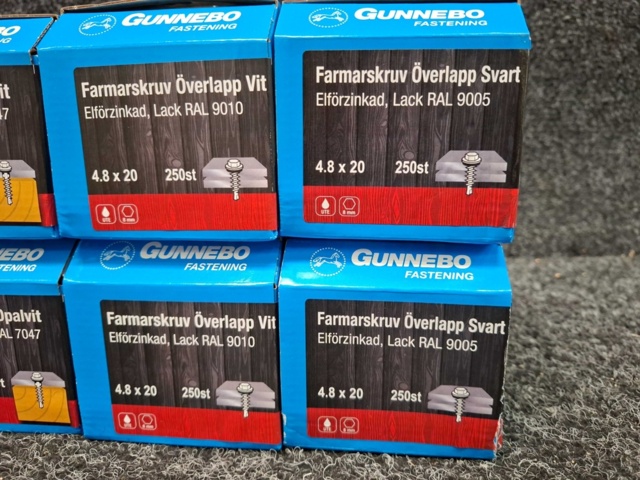 1569662-3 10 st Förpackningar Plasttakskruv & Farmarskruv, Gunnebo