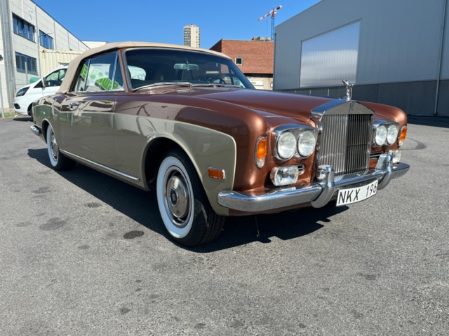 1547462-8 Rolls-Royce Corniche 6.75 V8 Automatic, 203hp, 1972