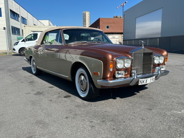 1547462-9 Rolls-Royce Corniche 6.75 V8 Automatic, 203hp, 1972