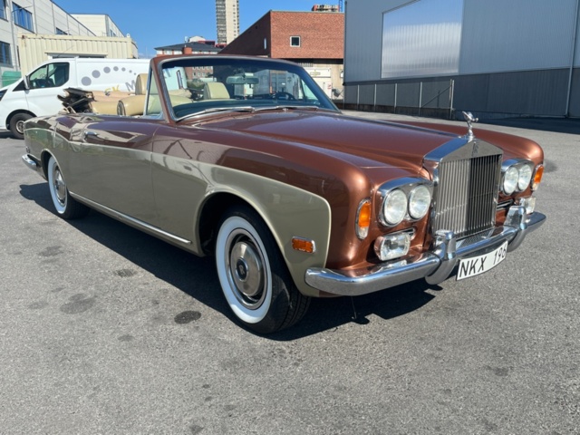 1547462-17 Rolls-Royce Corniche 6.75 V8 Automatic, 203hp, 1972
