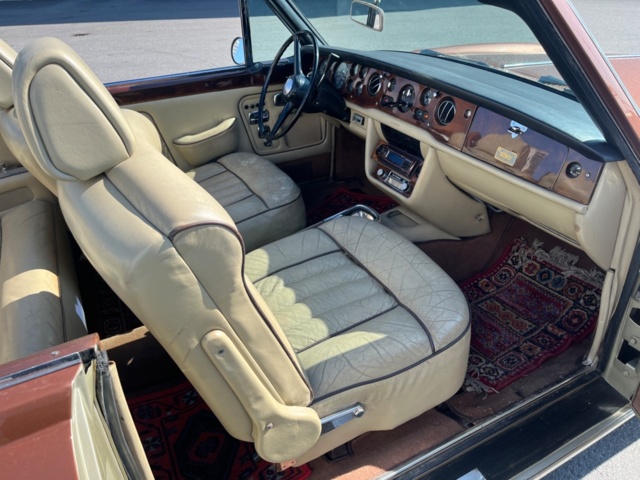 1547462-27 Rolls-Royce Corniche 6.75 V8 Automatic, 203hp, 1972