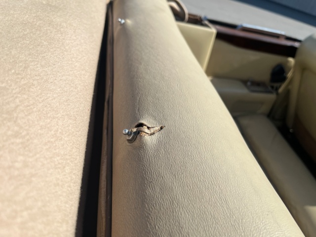 1547462-30 Rolls-Royce Corniche 6.75 V8 Automatic, 203hp, 1972
