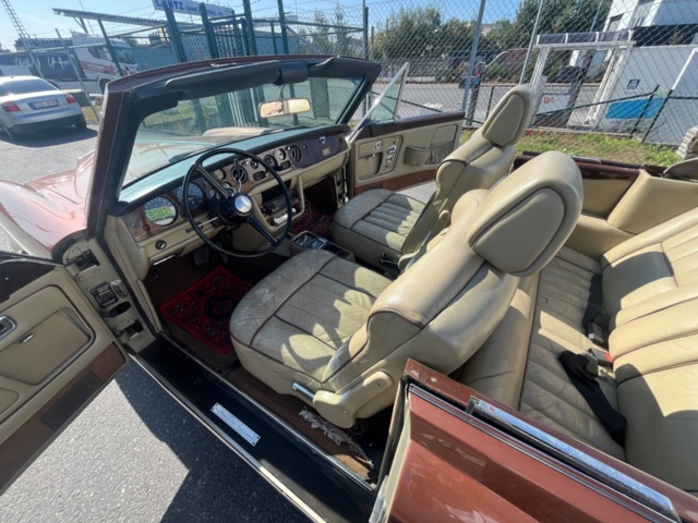 1547462-34 Rolls-Royce Corniche 6.75 V8 Automatic, 203hp, 1972