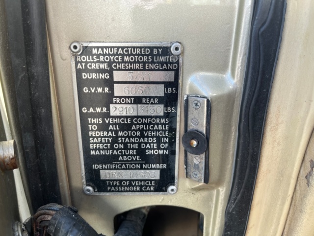 1547462-44 Rolls-Royce Corniche 6.75 V8 Automatic, 203hp, 1972