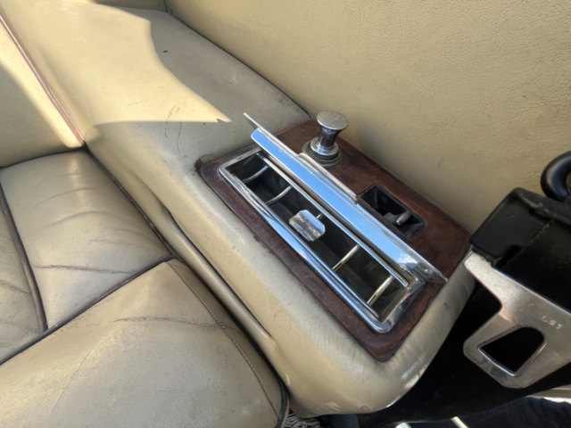 1547462-48 Rolls-Royce Corniche 6.75 V8 Automatic, 203hp, 1972