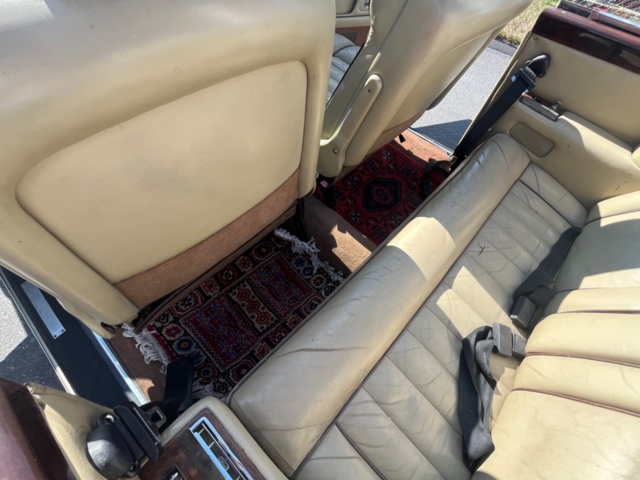 1547462-49 Rolls-Royce Corniche 6.75 V8 Automatic, 203hp, 1972