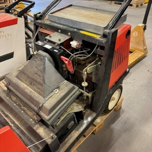 1569896-2 Sweeper - Hako Hamster 800E, 24 V, side brush