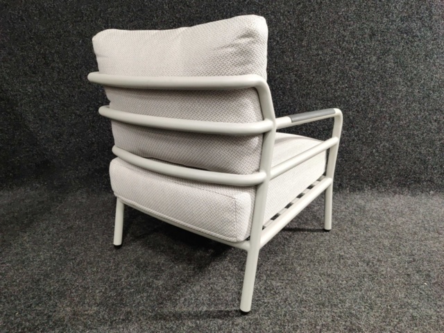 1569970-6 Soffgrupp Brafab Pipe Light Grey / White Barley