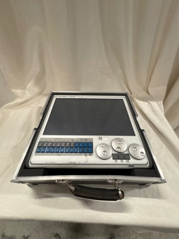 1535907-11 Light table Avolites Pearl Expert + Expert Wing