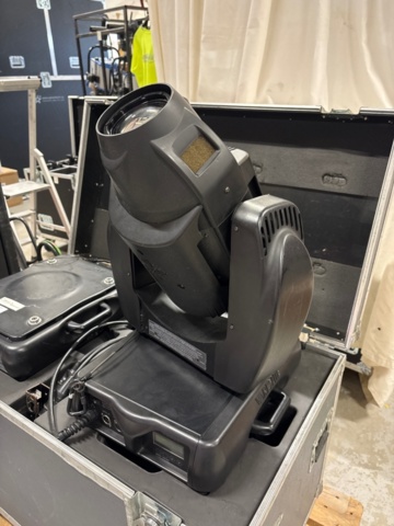 1535911-4 Vari-Lite VL2500 spot, Kit 12 st + 2 st reservdelslampor i dubbelcase