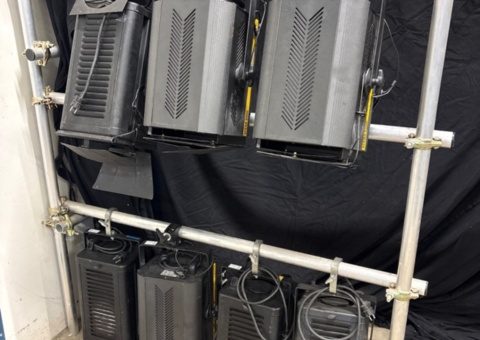 Fresnel spotlight 2kW, Not in case - 7 pcs