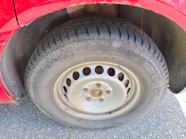 1484507-7 Volkswagen TransporterT28 1.9 TDI Reparationsobjekt
