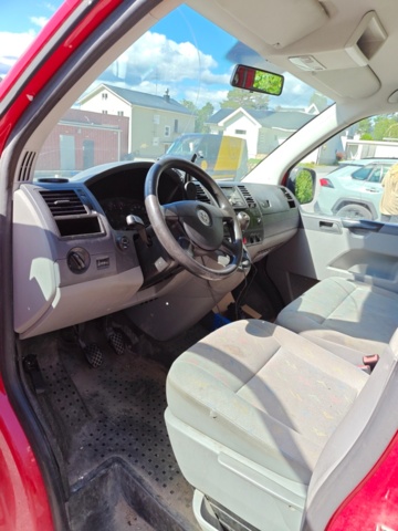 1484507-10 Volkswagen TransporterT28 1.9 TDI Reparationsobjekt