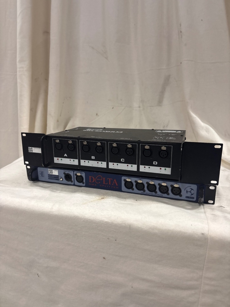 1535935-2 LSC DMX-split & Elation DMX-branch X4 DMX-split