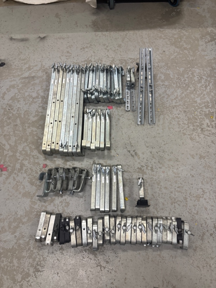 1535938-1 Miscellaneous Hook Mounts
