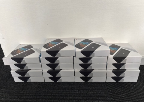 Mobile phones 18 pcs - Microsoft Lumia 550