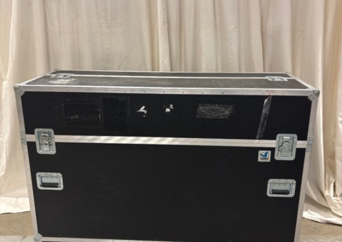 SONY FW-75BZ35F75'' 4K / Samsung QMLX55" 4K ink rigging Amptowncase, Kit