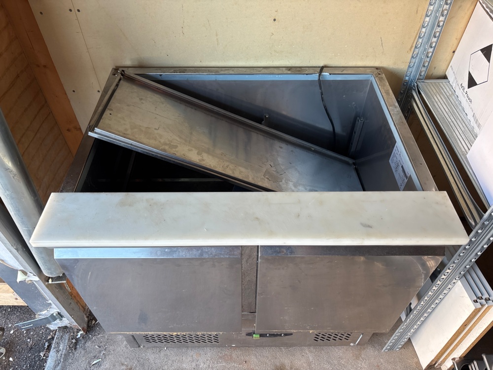 1531296-2 Refrigerated counter - Tefcold SA920