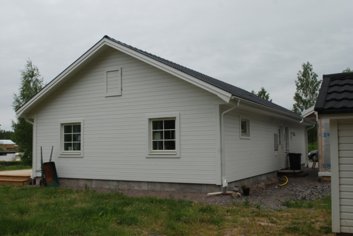 1570436-4 Frame for a bungalow / cottage about 115 square meters