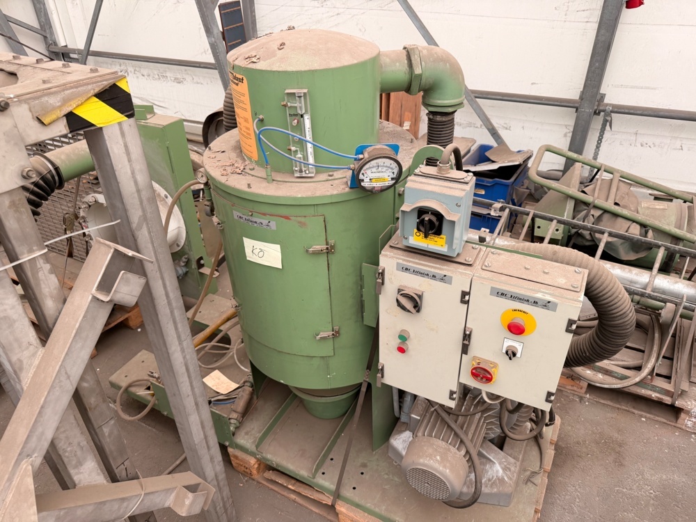 1570499-1 Vacublast blasting equipment with extraction unit, 5.5 kW