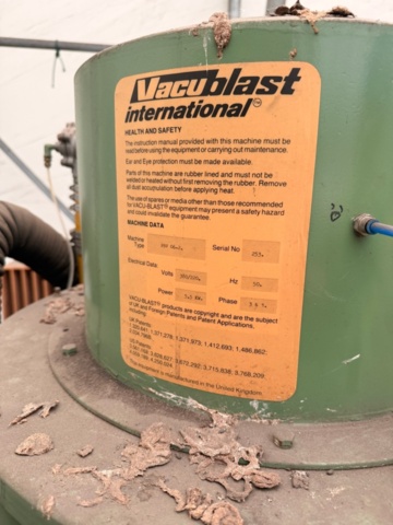 1570499-2 Vacublast blästerutrustning med utsugsaggregat, 5,5 kW