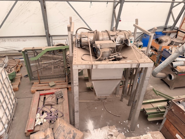 1570499-18 Vacublast blästerutrustning med utsugsaggregat, 5,5 kW