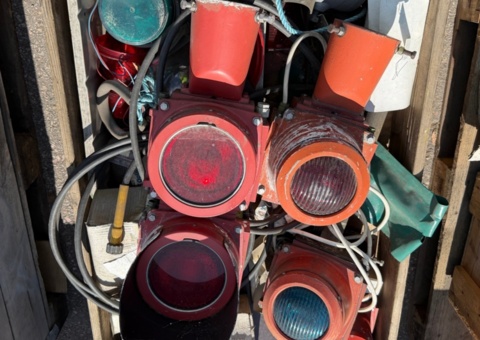 Lot of signal lights and lanterns with accessories