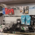 1485570-7 Parti med kontorstillbehör, elektroniktillbehör, m.m.