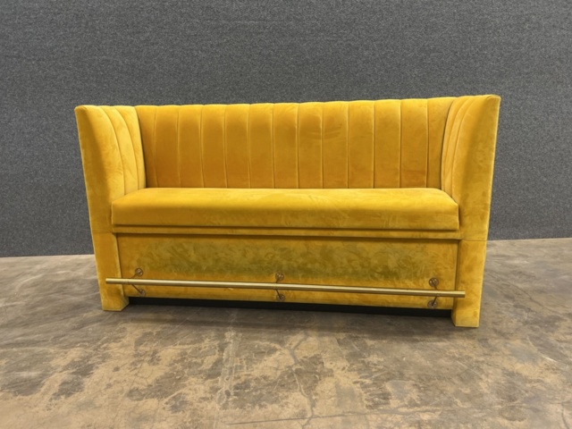 1570392-1 Yellow velvet sofa with an integrated brass-colored footrest at the bottom