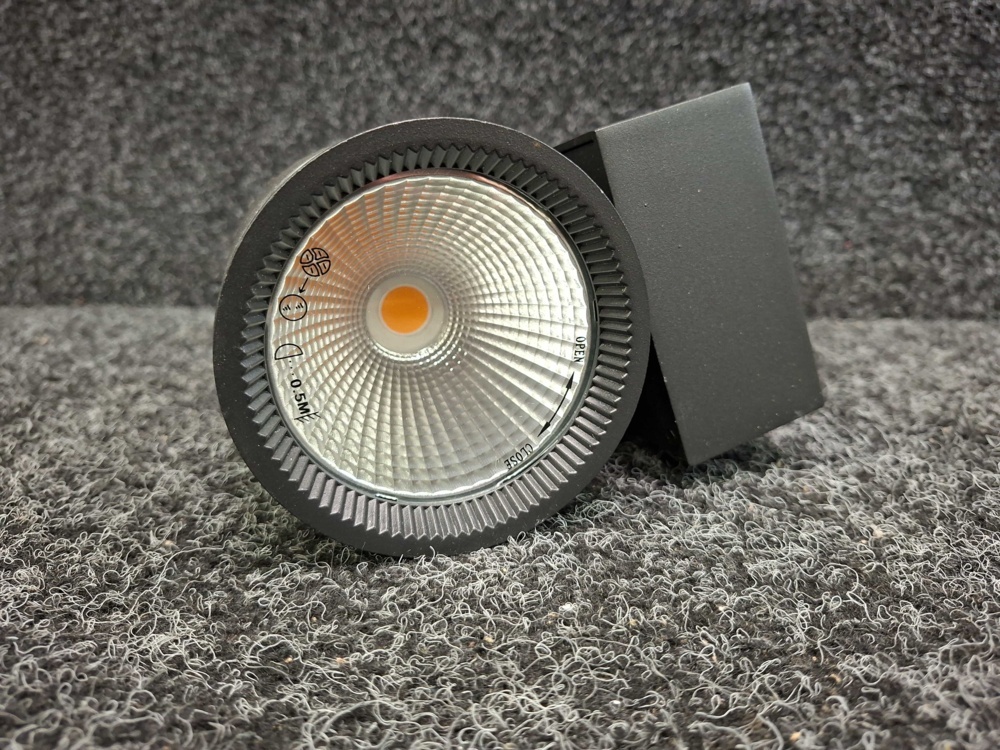 1570511-2 LED spotlight Goldspot 28W XCEN 3000K