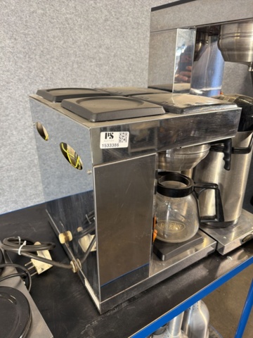 1533386-3 Coffee makers, heat lamps and hand mixers - Coffee Queen and others.
