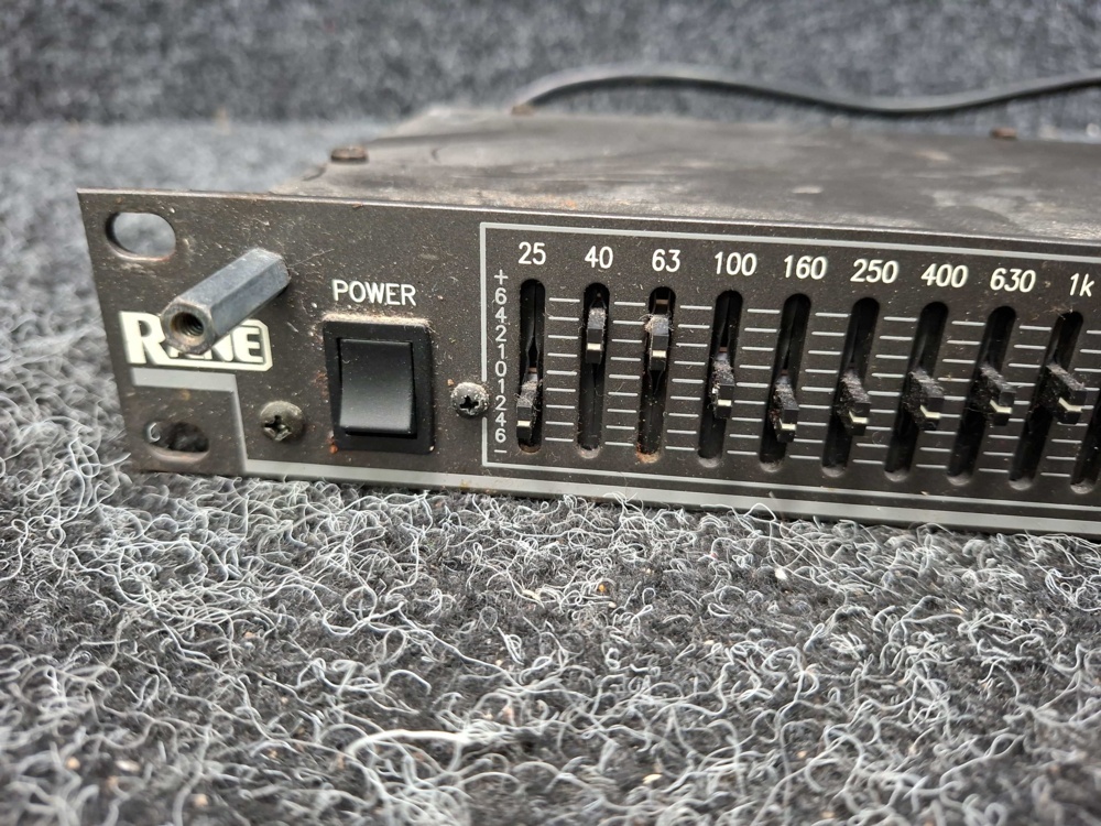 1570518-2 Rane ME 15 Micrographic Equalizer
