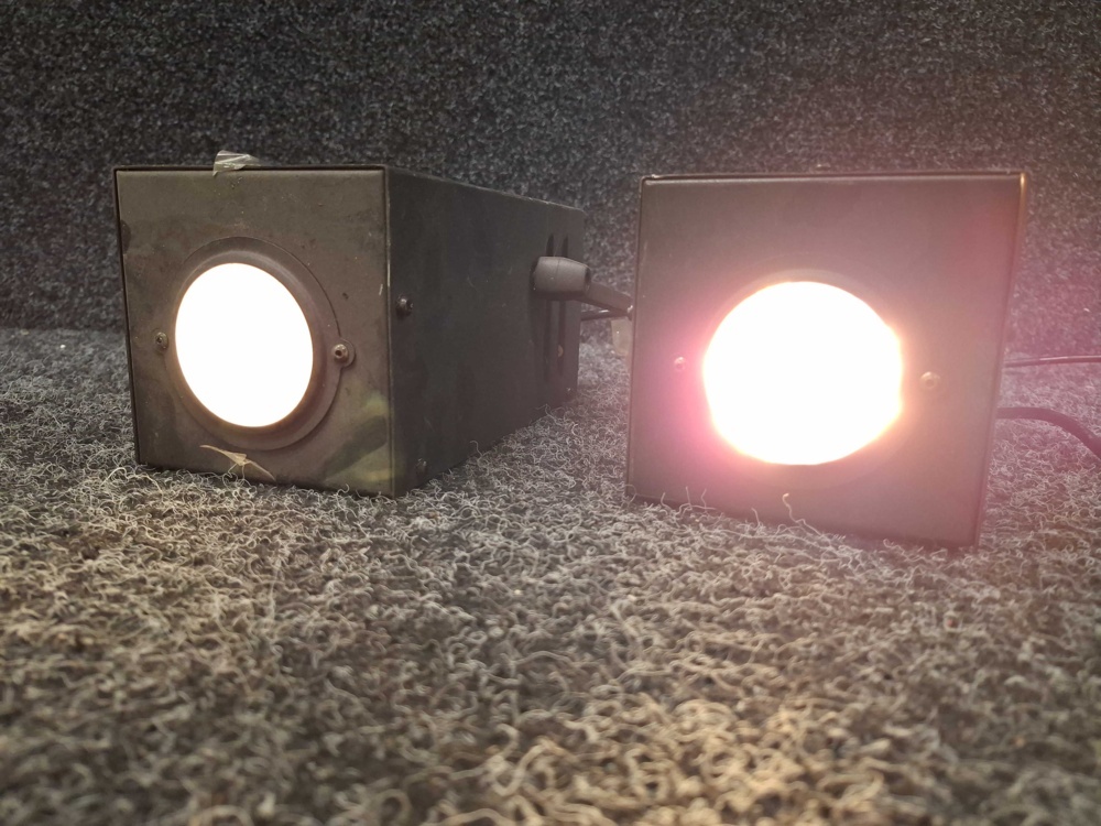 1570525-2 2 pcs Stage lighting Littlite WS-10005