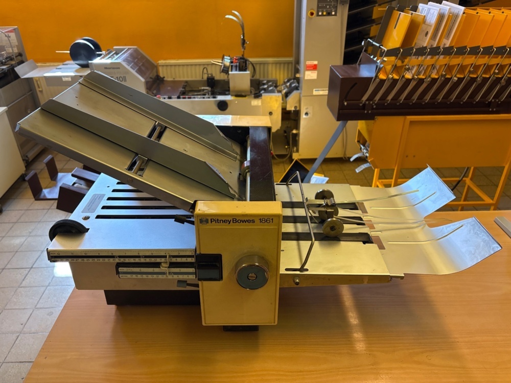 1535984-1 Table folding machine - Pitney Bowes 1861 Dial-A-Fold