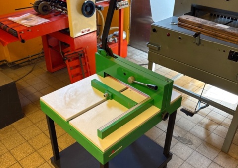 Manual stack cutter - EBA Universa Multicut 360-40