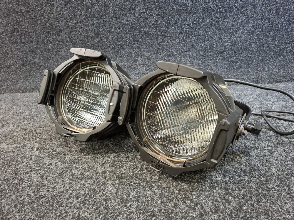 1570539-1 2 stage spotlights CE Source Four PARnel-EA