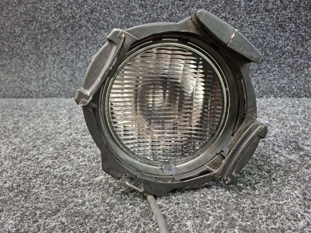 1570540-6 2 stage spotlights CE Source Four PARnel-EA
