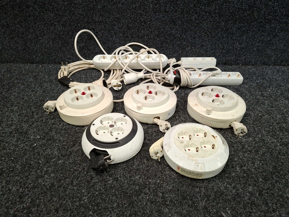 1570541-1 Cord reels, power strips & extension cords
